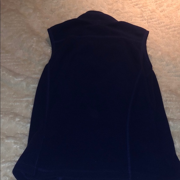 vineyard vines vest - Picture 3 of 3